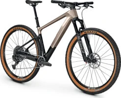 FOCUS RAVEN 8.9 - Carbon Mountainbike - 2023 - Silver / Carbon Raw -ROCKSHOX Verkoopwinkel 4000990426145 focus raven 8 1481249