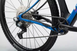 Ghost Lector SF LC Essential - 29" Carbon Mountainbike - 2023 - Raw Carbon / Blue -ROCKSHOX Verkoopwinkel 93le1018 ghost lector sf essential raw carbon 03 1494938