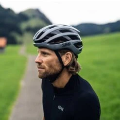 ABUS AirBreaker Helm - Wit Mat -ROCKSHOX Verkoopwinkel abus airbreaker helmet 6 910649