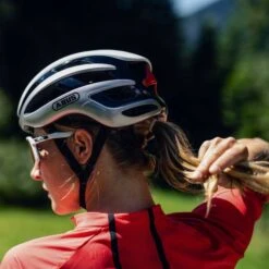 ABUS AirBreaker Helm - Wit Mat -ROCKSHOX Verkoopwinkel abus airbreaker helmet 7 910650