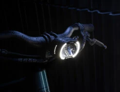 Supernova M99 Pro 2 Front Light - E-25 -ROCKSHOX Verkoopwinkel b24 8973 v m99 k12 mblk 9 1130240