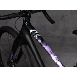 DYEDBRO Grinduro Gravel Beschermfolie Voor Het Frame - Purple Matte -ROCKSHOX Verkoopwinkel dyedbro frame protection kit grinduro gravel purple matte 2 1494136