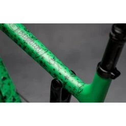 DYEDBRO Beschermfolie Voor Het Frame - Space Trip - Black -ROCKSHOX Verkoopwinkel dyedbro frame protection kit space trip black3 1006595