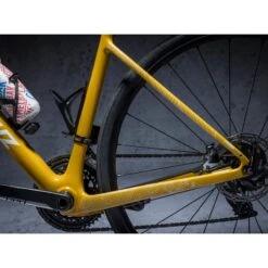 DYEDBRO Stay Free Gravel Beschermfolie Voor Het Frame - White Matte -ROCKSHOX Verkoopwinkel dyedbro stay free gravel frame protection kit white matte 3 1494377