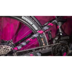 Muc-Off Chainstay Protection Kit - Bolt/pink -ROCKSHOX Verkoopwinkel muc off chainstay protection kit bolt pink 4 1290015