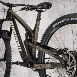 Rie:sel Design Chain:Tape 3000 Chain Stay Guard - Los Muertos Gold -ROCKSHOX Verkoopwinkel riesel design chain tape 3000 los muertos gold t3 c007 g 03 1216714