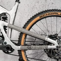 Rie:sel Design Chain:Tape 3000 Chain Stay Guard - Maori -ROCKSHOX Verkoopwinkel riesel design chain tape 3000 maori t3 c005 01 1216715