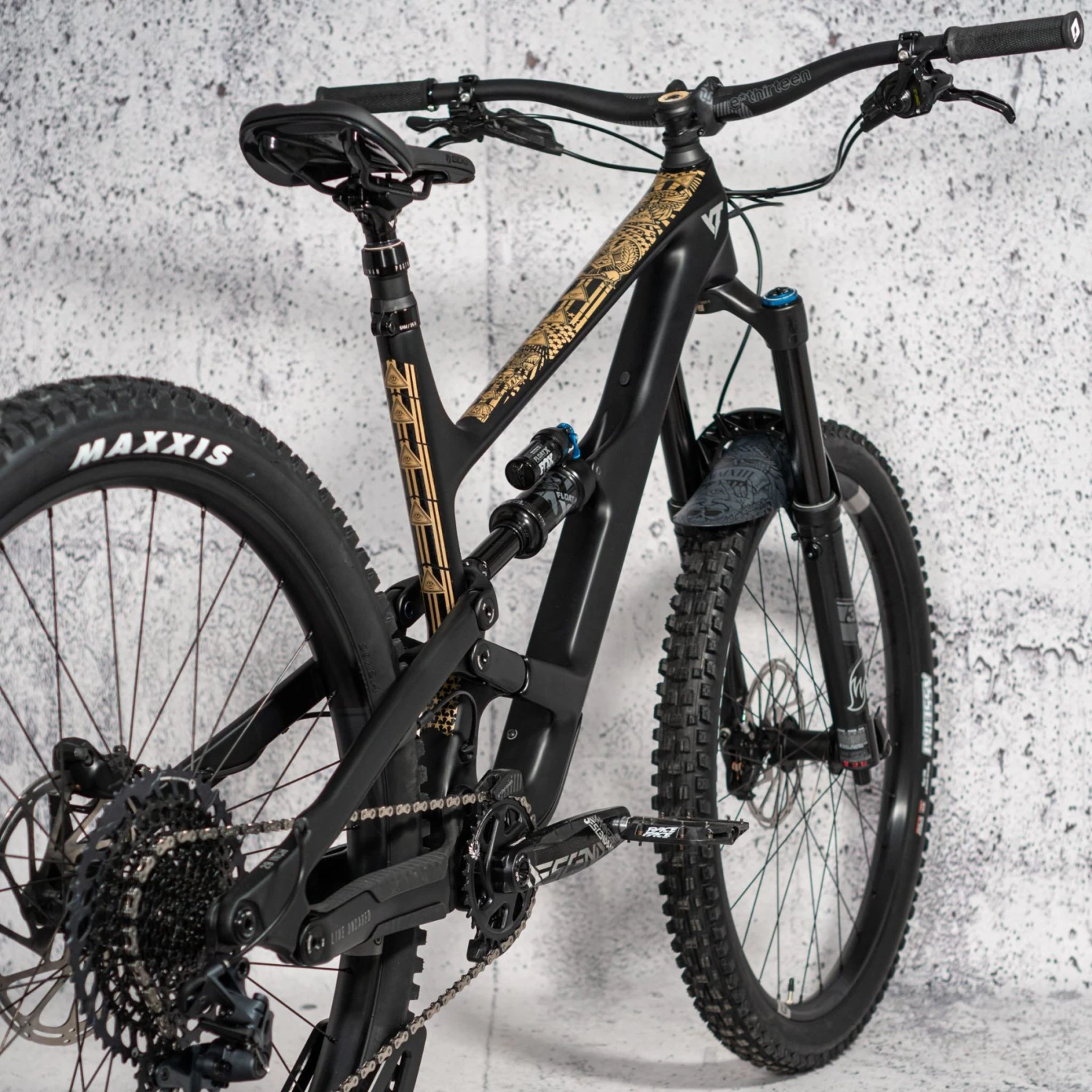 Rie:sel Design Frame:guard Beschermfolie Voor Het Frame - Illuminati Gold 4 Rie:sel Design Frame:guard Beschermfolie Voor Het Frame - Illuminati Gold - Afbeelding 2