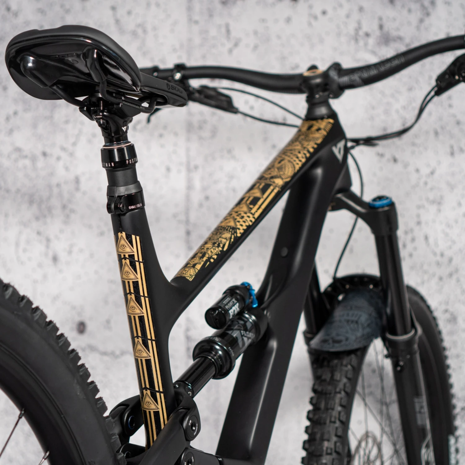 Rie:sel Design Frame:guard Beschermfolie Voor Het Frame - Illuminati Gold 7 Rie:sel Design Frame:guard Beschermfolie Voor Het Frame - Illuminati Gold - Afbeelding 5