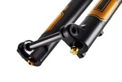 ÖHLINS RXF34 M.2 Air 29" Fork - 130mm - Tapered - 15x100mm - Offset 44mm -ROCKSHOX Verkoopwinkel rxf34 trail fork 3 1204310