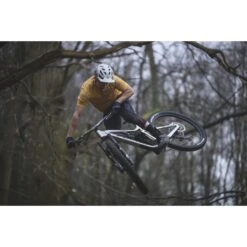 Troy Lee Designs A1 Drone Helmet - Silver -ROCKSHOX Verkoopwinkel troy lee designs a1 helmet 2 1207581