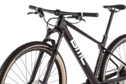 BMC TWOSTROKE 01 FIVE - 29" Carbon Mountainbike - 2022 - Carbon & White -ROCKSHOX Verkoopwinkel twostroke 01 five cbn wht gry detail 04 1410134