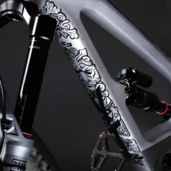 Unleazhed Frame Unscratch Bp01-F Frame Protection Tape - Empire Black Glossy -ROCKSHOX Verkoopwinkel unleazhed bp01 empire d 1022141