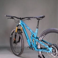 Unleazhed Frame Unscratch Bp01-F Frame Protection Tape - Undercover Glossy -ROCKSHOX Verkoopwinkel unleazhed frame unscratch bp01 f frame protection tape undercover glossy 4 1219219