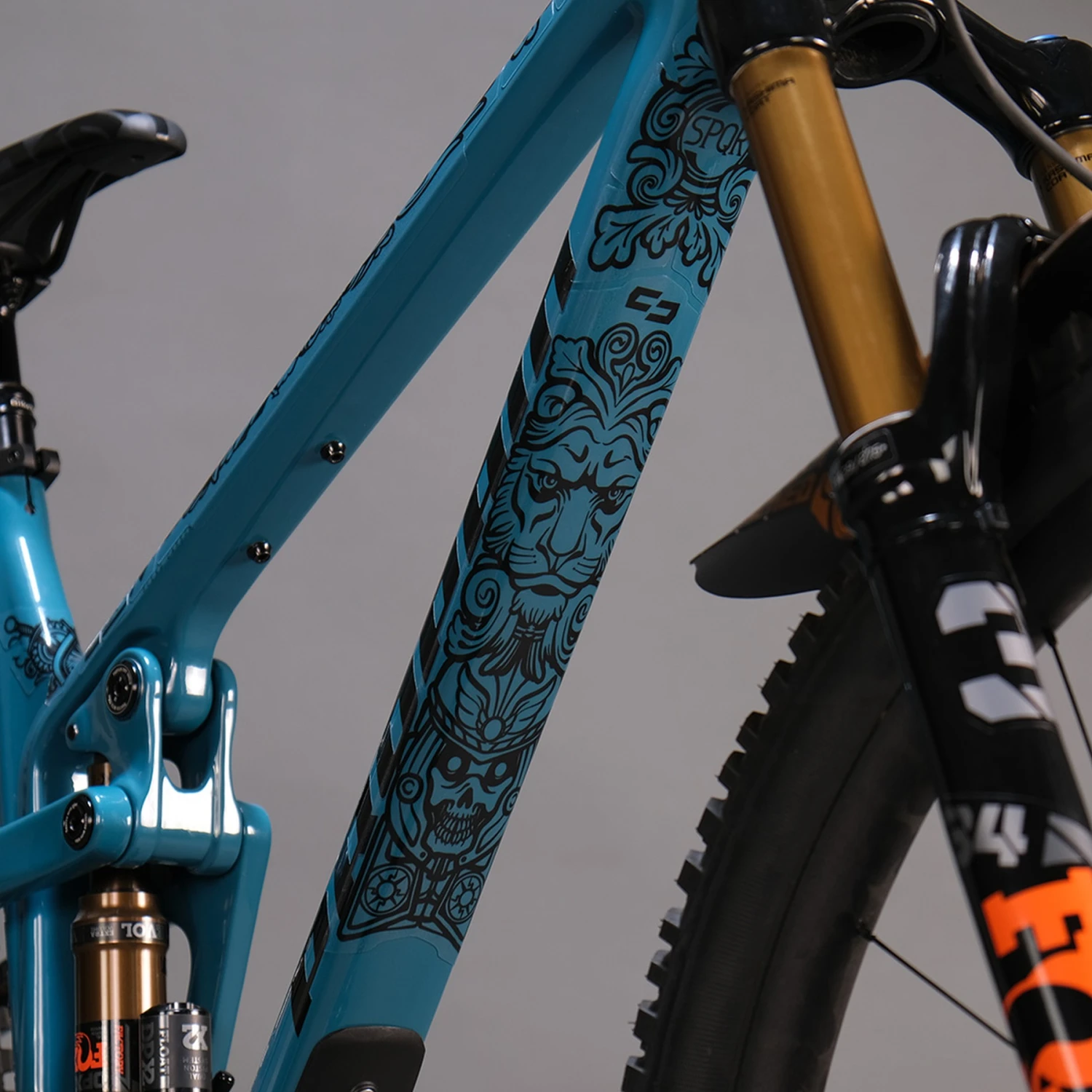 Unleazhed Frame Unscratch Bp01-S Frame Protection Tape Down Tube - Empire Black Glossy 4 Unleazhed Frame Unscratch Bp01-S Frame Protection Tape Down Tube - Empire Black Glossy - Afbeelding 2